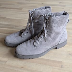 Splendid Sloane‎ Gray Suede Boot.  Size 10. In excellent condition!